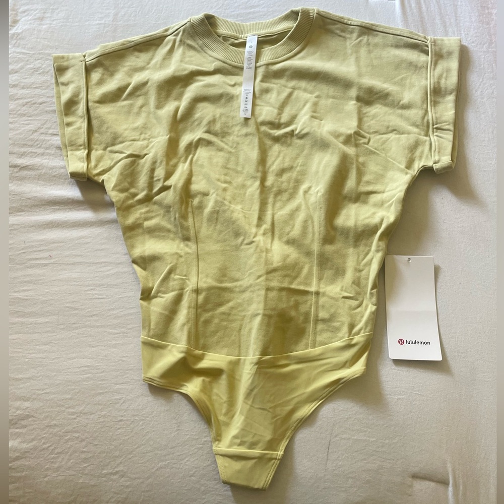 Lululemon Tshirt bodysuit